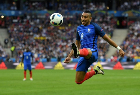 Payet stunner gives France 2-1 win over Romania in opener - VIDEO
